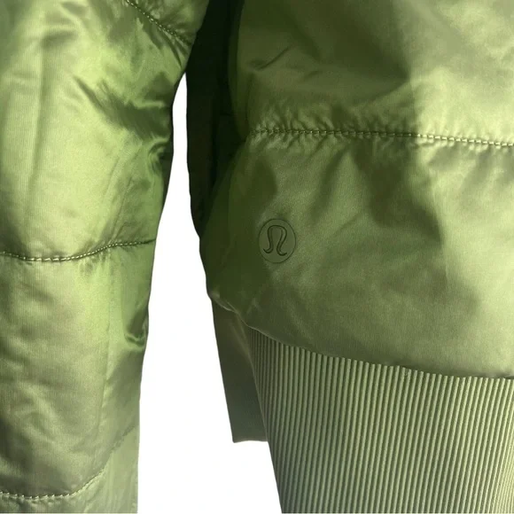 LULULEMON Non Stop Bomber Reversible Jacket in Green Foliage Size 8 and Size 4 - Picture 14 of 16